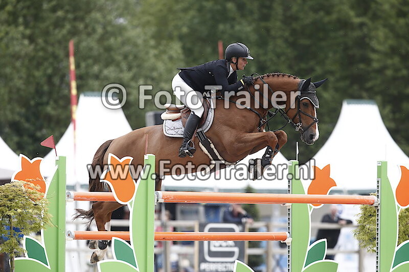 Julia Houtzager Kayser