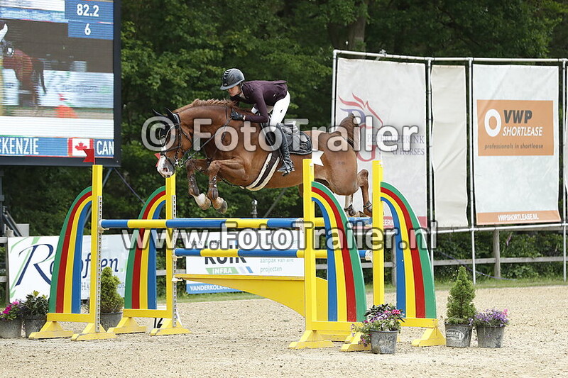 samantha alexis mackenzie