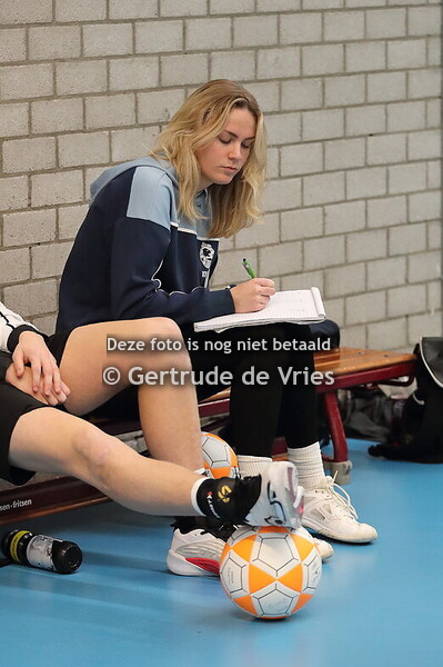 2024-12-30-U19-05-Zuid Oost U19 - West U19  Gertrude de Vries