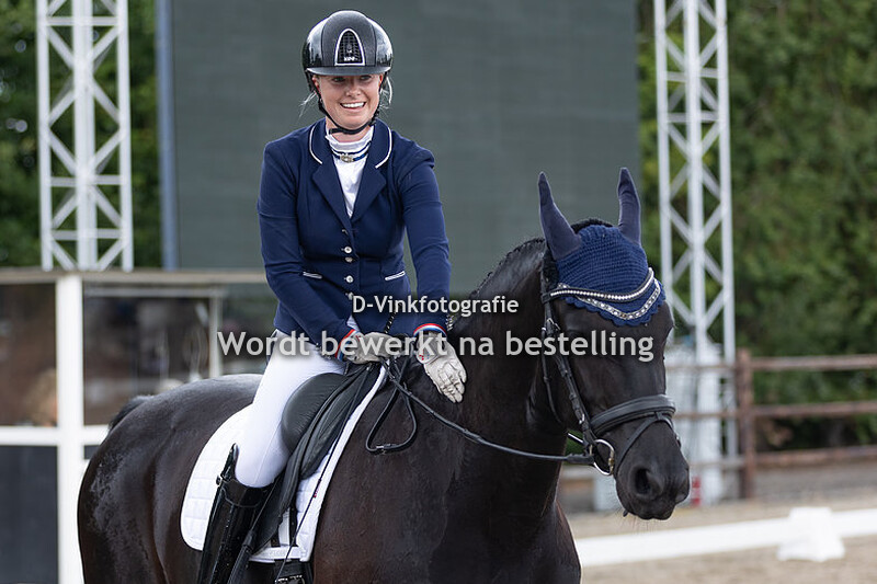 Nikki Stehouwer - Dinthe