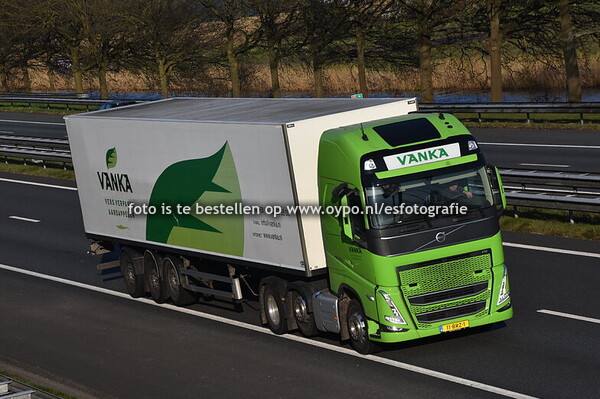 2-4-2025 Truckspotting A7 Drachten Fietsbrug