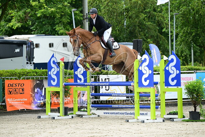 Ortwin Kommers - O D'Oase