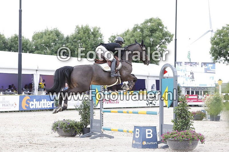 angela van daatselaar