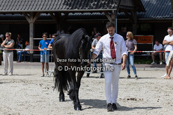 143. Romkje van de Vierhuuzen