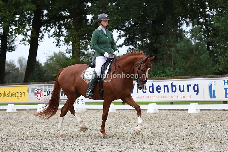 1113_ZILVERENSTER_B&L_18SEPT2025