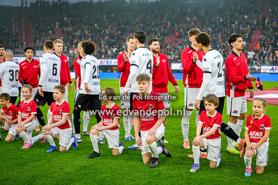 000 Waaghalzen AZ - NEC 25-26