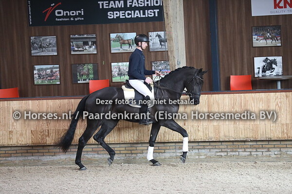 29 Next First Lady AVO