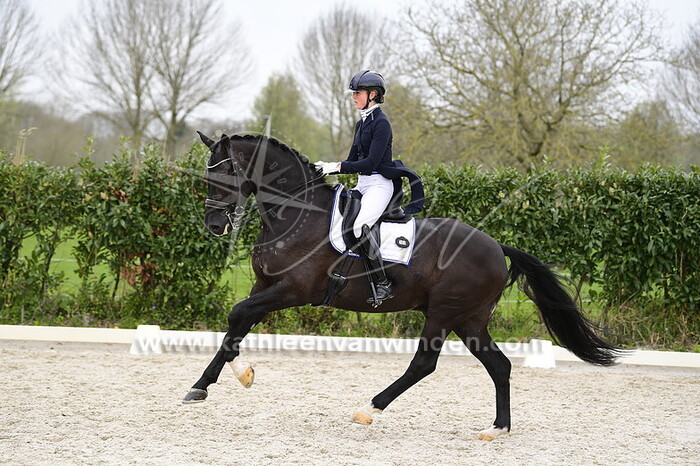 Danielle Houtvast - Knight Power Jb