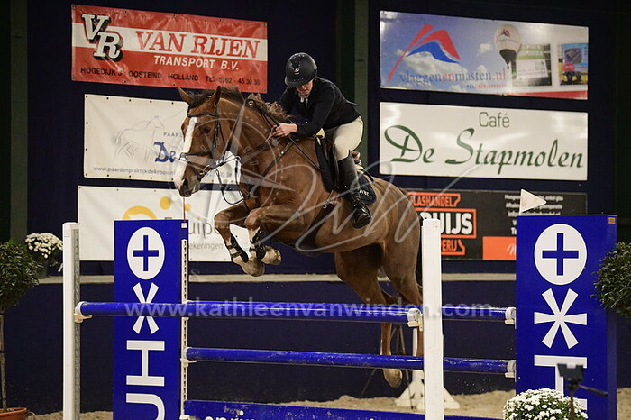 Esther Reuvers - Kyraline