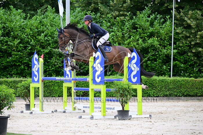 Renske Kroeze - Eclat de Rouge Z