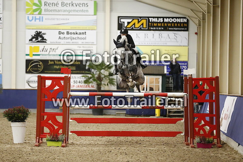 Valerie van Nieuwenhuyzen