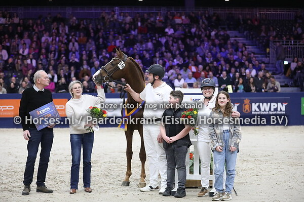 04-02-2023 Jonge hengsten + primering