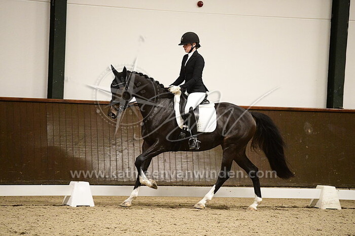 Nicole Roefs - Monanieta