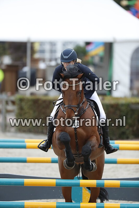 marleen van der burg