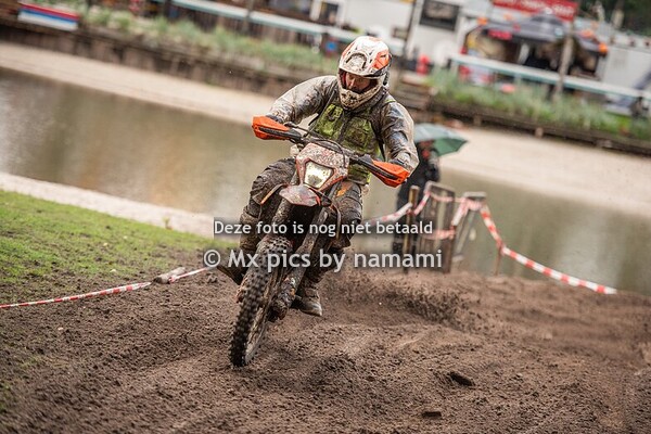 Locatie waterskibaan handel