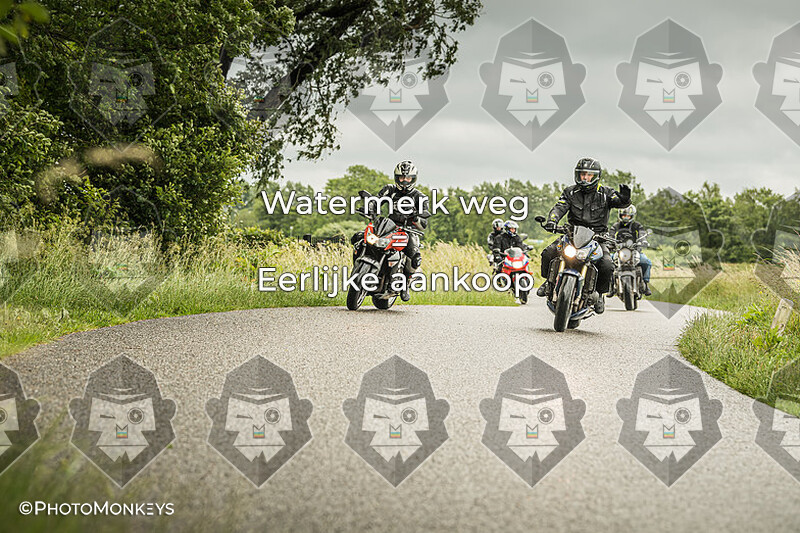 Elfstedentocht voor motoren - locatie nabij Sneek 08:15 - 08:29