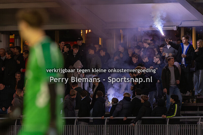 2025-12-13 voetbal; Den Hoorn-Schipluiden