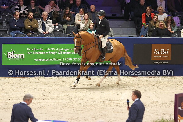R.Caribou vd Dassenheide met lennard de Boer
