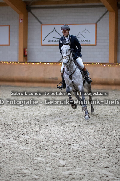 Jumping Indoor Leunen (Klasse M) 04-01-19