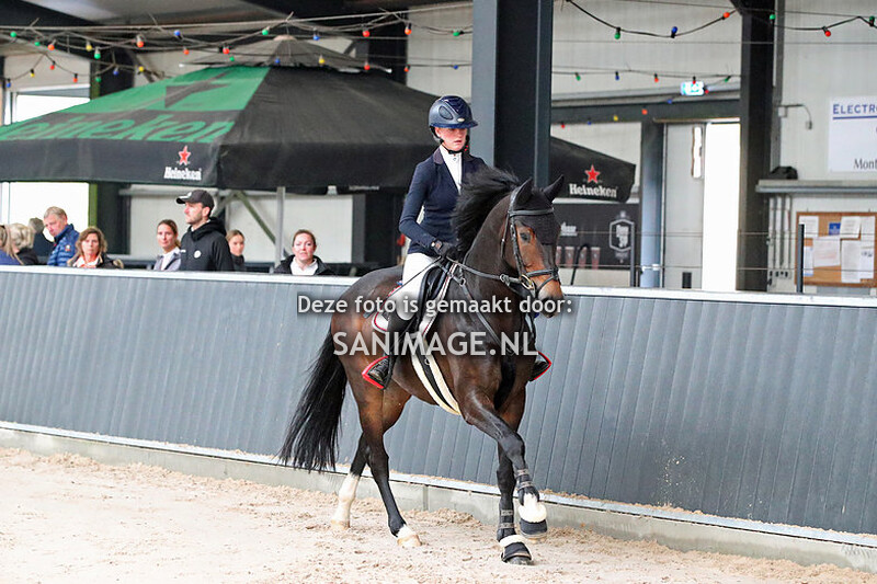 De Voornruiters De Meern Springen Paarden 15-10-2022 1.10m