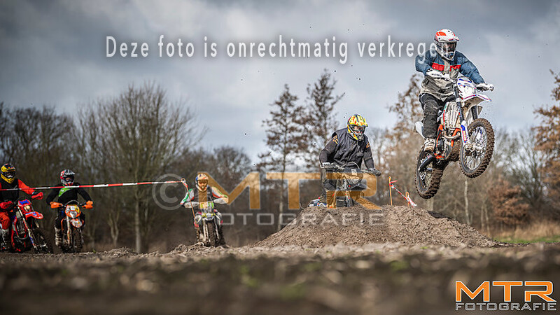 Offroad De Wijk - OTR De Wijk 05-03-2023 - spatborden blauw en wit