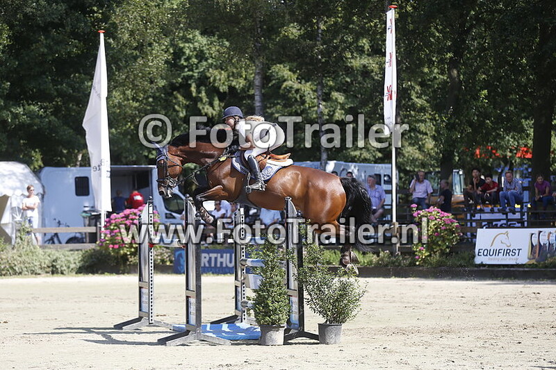 isabelle van straaten