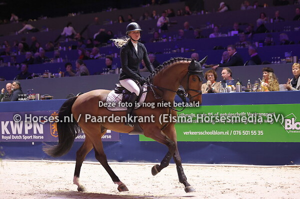 Porsche met Suzanne Tepper