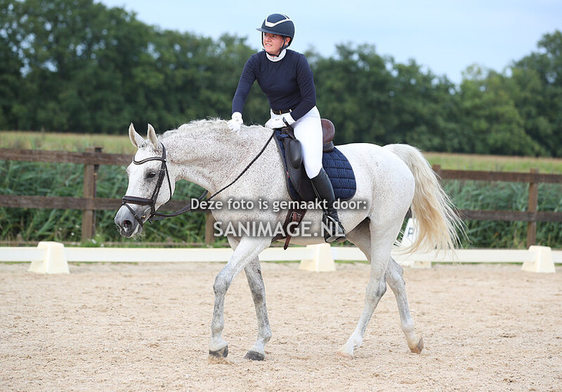 Manege Groenewoude Dressuur 21-08 2022 Avond