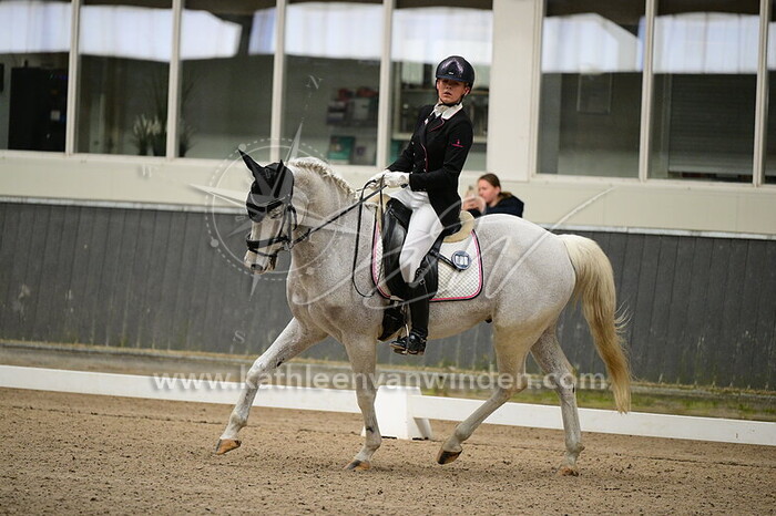 Ymke van Eijden - Ricco