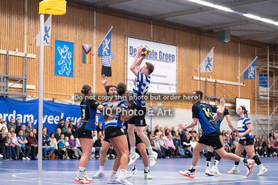 2025-11-16 Blauw-Wit(A) 1 - KZ/Keukensale.com 1