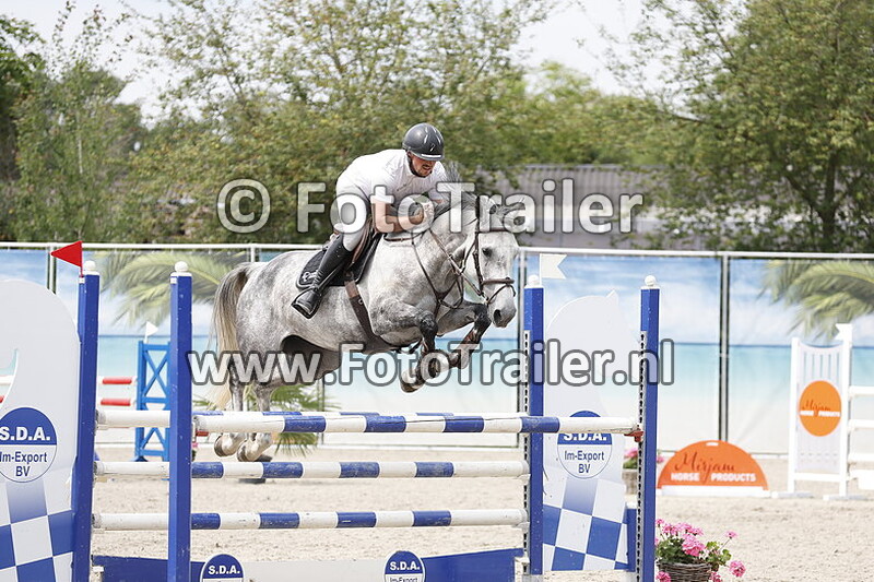 marwin van den nieuwenhuijzen