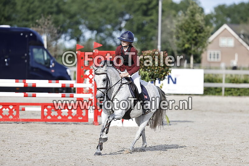 sterre karin van den burg