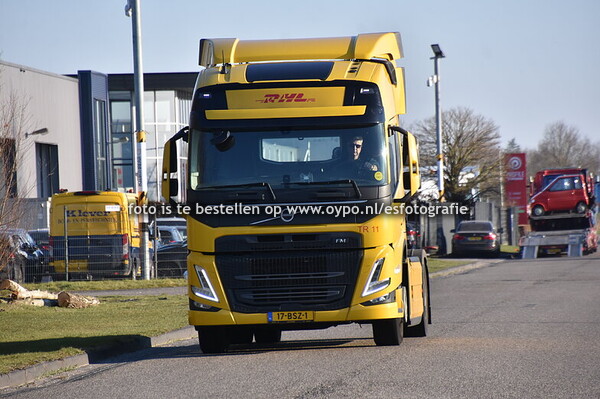 19-3-2025 Truckspotting Drachten en Fietsbrug Drachten
