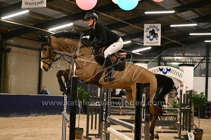 Lauren Douw - All Alone VK Z