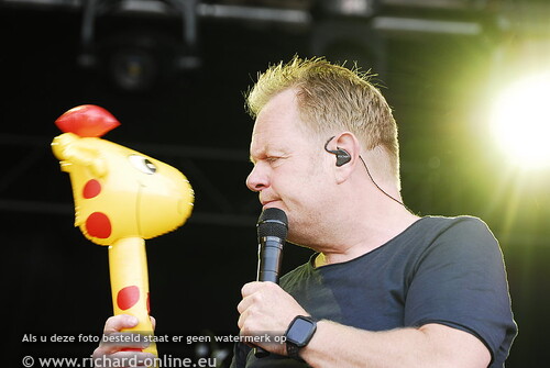 Martijn Fischer Zingt hazes