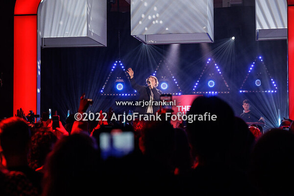 Lewis Capaldi In The Qube