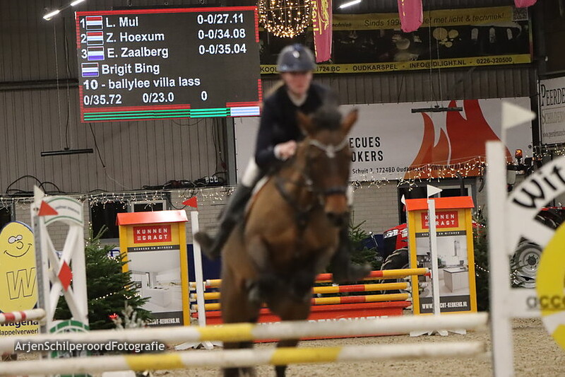 Indoor Beukers 26-12-2022 Pony's 2-Fasen 120-100cm