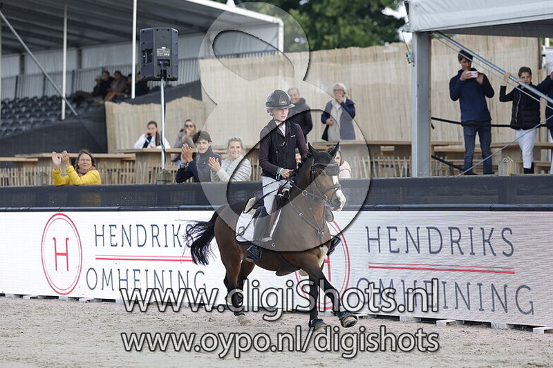 Thunbergia's Galanthus