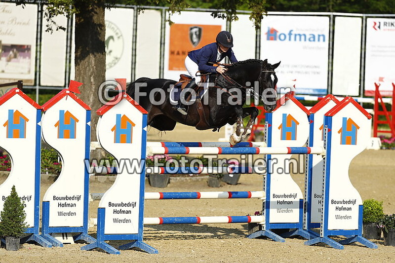 daphne van der schaar