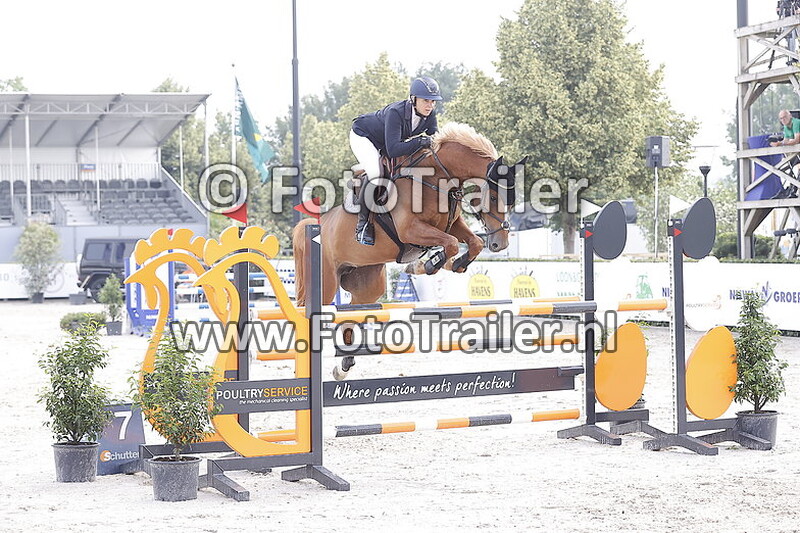 julia houtzager kayser