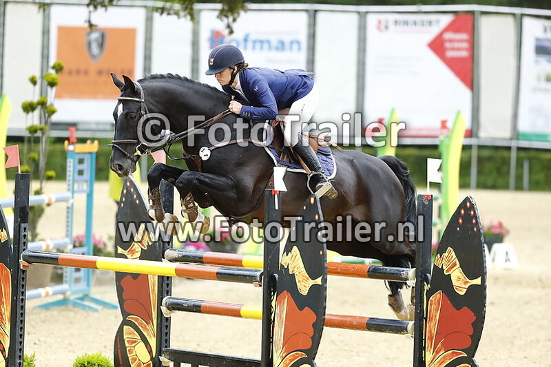 daphne van der schaar