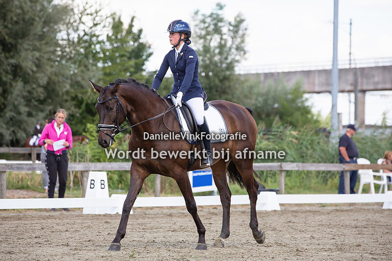 Jasmijn Kraak - Vikings Hitch