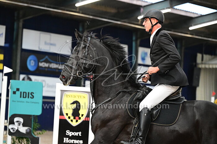 Martin van Vliet - Omega VV