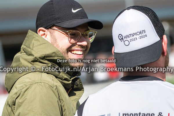 Overasseltse Boys 1 - Unitas'28 1 (Voetbal)