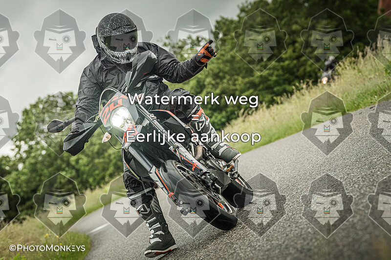 Elfstedentocht voor motoren - locatie nabij Sneek 08:45 - 08:59