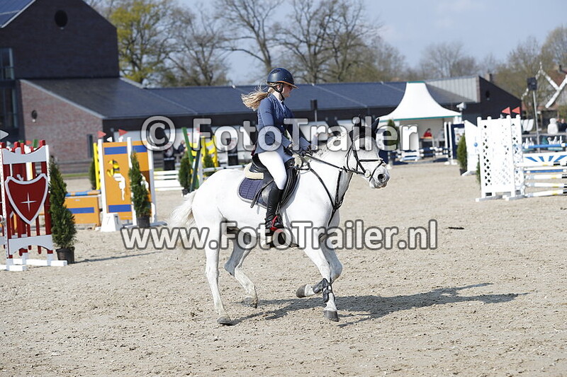 frederique van der bijl