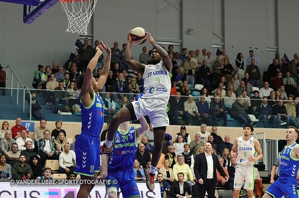 ZZ LEIDEN-BELFIUS MONS: 85-70