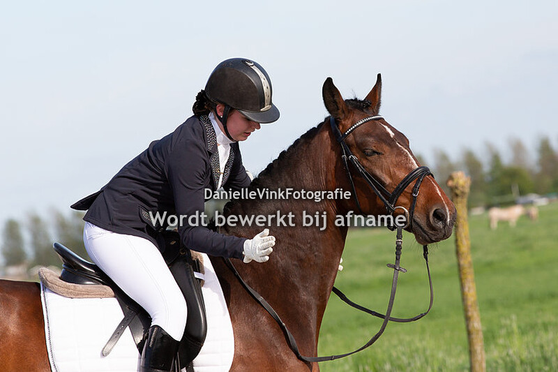 Nikki van Schayk - Ivar