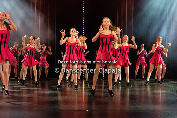 9) Expressing yourself