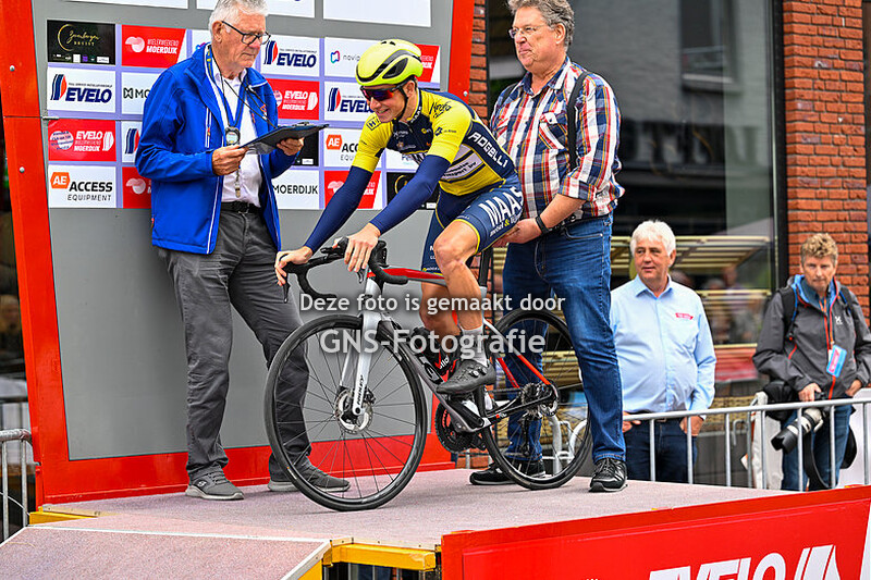 EVELO Wielerweekend zaterdag 5 augustus 2023  Prodessionals Tijdrit en - Rit-in-lijn.